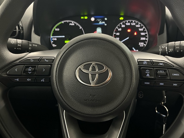 Toyota Yaris 120H Business Plus 85 kW (116 CV)
