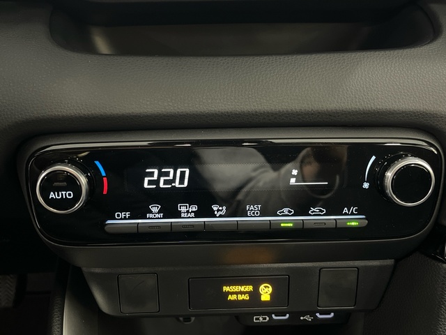 Toyota Yaris 120H Business Plus 85 kW (116 CV)