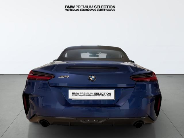 BMW Z4 sDrive20i Cabrio color Azul. Año 2024. 145KW(197CV). Gasolina. En concesionario Automotor Premium Marbella - Málaga de Málaga