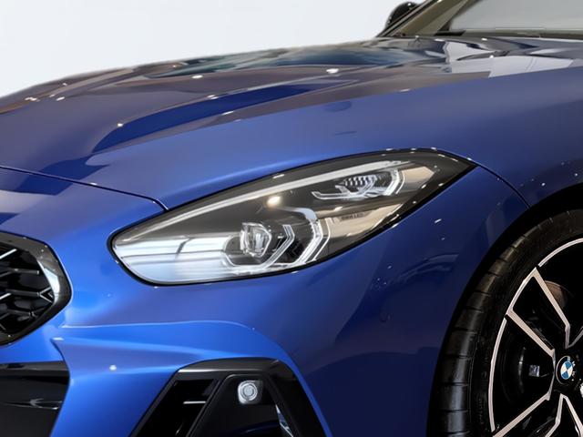 BMW Z4 sDrive20i Cabrio color Azul. Año 2024. 145KW(197CV). Gasolina. En concesionario Automotor Premium Marbella - Málaga de Málaga