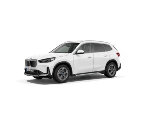 Fotos de BMW iX1 xDrive30 color Blanco. Año 2024. 230KW(313CV). Eléctrico. En concesionario Oliva Motor Girona de Girona
