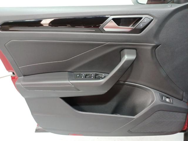 Volkswagen T-Roc R-Line 1.5 TSI 110 kW (150 CV) DSG