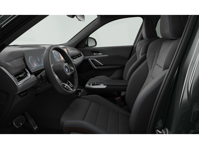 BMW X1 xDrive20d color Gris Plata. Año 2025. 120KW(163CV). Diésel. En concesionario Celtamotor Vigo de Pontevedra