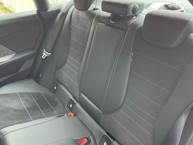 BMW Serie 2 220d Gran Coupe color Azul. Año 2025. 120KW(163CV). Diésel. En concesionario Celtamotor Vigo de Pontevedra