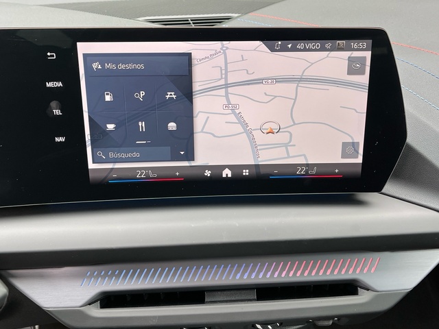 BMW Serie 2 220d Gran Coupe color Azul. Año 2025. 120KW(163CV). Diésel. En concesionario Celtamotor Vigo de Pontevedra