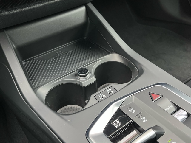 BMW Serie 2 220d Gran Coupe color Azul. Año 2025. 120KW(163CV). Diésel. En concesionario Celtamotor Vigo de Pontevedra