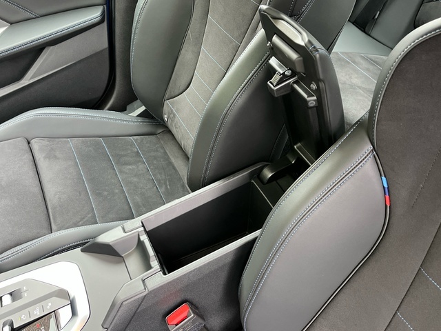 BMW Serie 2 220d Gran Coupe color Azul. Año 2025. 120KW(163CV). Diésel. En concesionario Celtamotor Vigo de Pontevedra