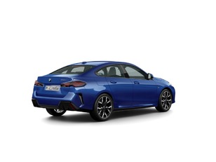 Fotos de BMW Serie 2 220d Gran Coupe color Azul. Año 2025. 120KW(163CV). Diésel. En concesionario Celtamotor Vigo de Pontevedra