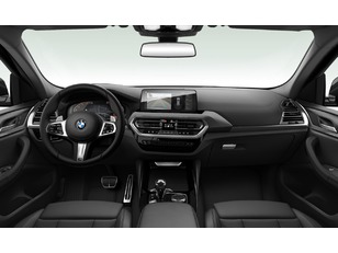 Fotos de BMW X4 xDrive20d color Gris. Año 2025. 140KW(190CV). Diésel. En concesionario Celtamotor Vigo de Pontevedra