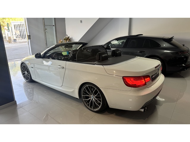 BMW Serie 3 330i Cabrio 200 kW (272 CV)