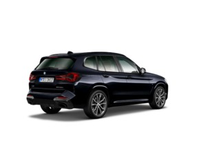 Fotos de BMW X3 xDrive20d color Negro. Año 2021. 140KW(190CV). Diésel. En concesionario Momentum S.A. de Madrid