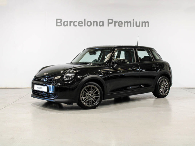 fotoG 0 del MINI MINI 5 Puertas Cooper C 115 kW (156 CV) 156cv Gasolina del 2025 en Barcelona