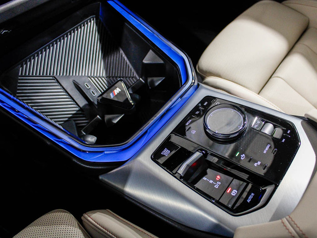 BMW X3 xDrive20i color Negro. Año 2024. 153KW(208CV). Gasolina. En concesionario Barcelona Premium -- GRAN VIA de Barcelona