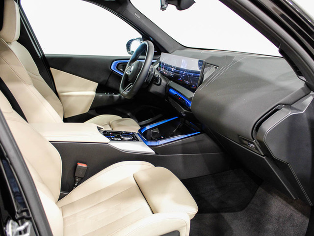 BMW X3 xDrive20i color Negro. Año 2024. 153KW(208CV). Gasolina. En concesionario Barcelona Premium -- GRAN VIA de Barcelona