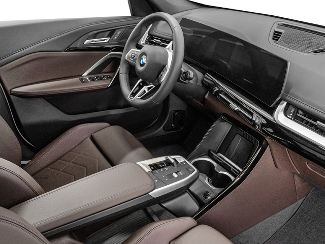 BMW X1 xDrive20d color Blanco. Año 2025. 120KW(163CV). Diésel. En concesionario Caetano Cuzco, Alcalá de Madrid