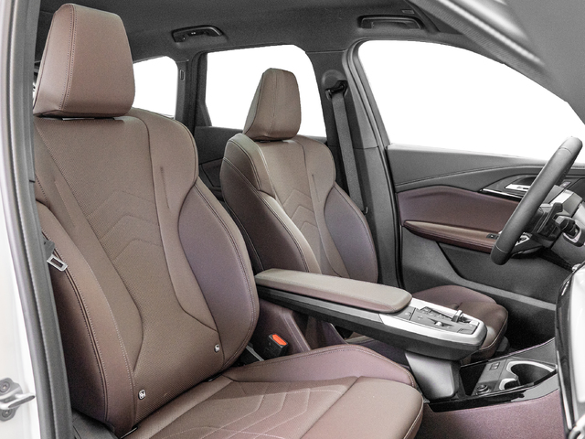 BMW X1 sDrive20i color Blanco. Año 2025. 125KW(170CV). Gasolina. En concesionario Caetano Cuzco, Salvatierra de Madrid