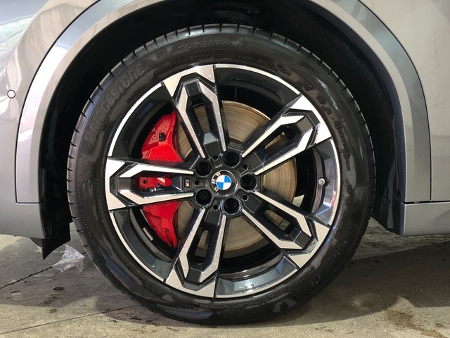 BMW X2 sDrive18d color Gris. Año 2024. 110KW(150CV). Diésel. En concesionario Movilnorte Las Rozas de Madrid