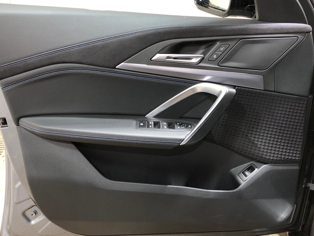 BMW X2 sDrive18d color Gris. Año 2024. 110KW(150CV). Diésel. En concesionario Movilnorte Las Rozas de Madrid