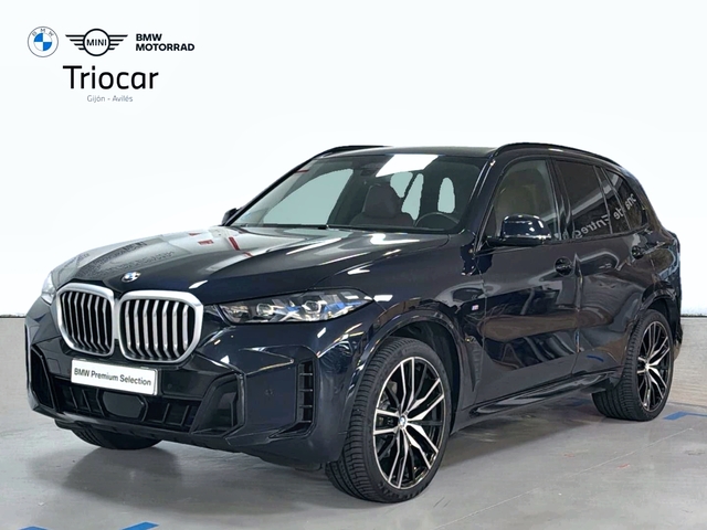 BMW X5 xDrive30d color Negro. Año 2023. 219KW(298CV). Diésel. En concesionario Triocar Gijón (Bmw y Mini) de Asturias