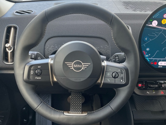 fotoG 11 del MINI MINI Countryman D 120 kW (163 CV) 163cv Diésel del 2024 en Pontevedra