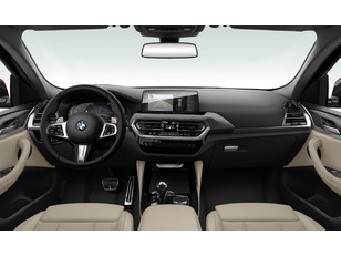 Fotos de BMW X4 xDrive20d color Rojo. Año 2024. 140KW(190CV). Diésel. En concesionario Celtamotor Vigo de Pontevedra