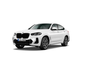 Fotos de BMW X4 xDrive20d color Blanco. Año 2024. 140KW(190CV). Diésel. En concesionario Celtamotor Vigo de Pontevedra
