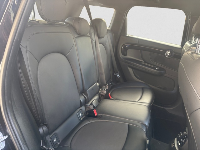 fotoG 9 del MINI MINI Countryman Cooper D 110 kW (150 CV) 150cv Diésel del 2021 en Barcelona