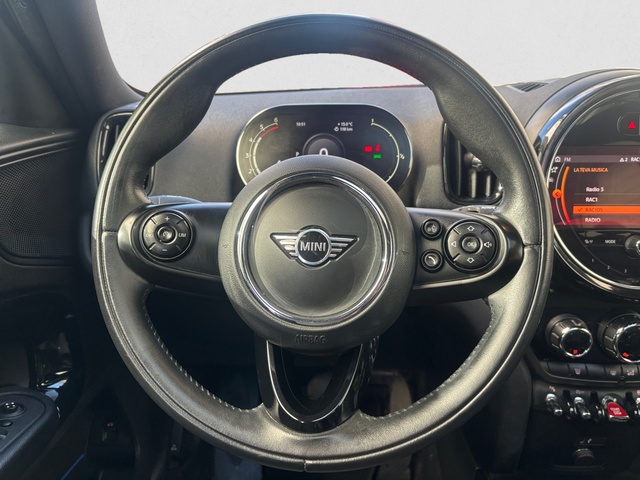 fotoG 18 del MINI MINI Countryman Cooper D 110 kW (150 CV) 150cv Diésel del 2021 en Barcelona