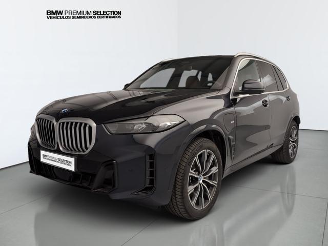 BMW X5 xDrive50e color Negro. Año 2024. 360KW(489CV). Híbrido Electro/Gasolina. En concesionario Automotor Premium Viso - Málaga de Málaga