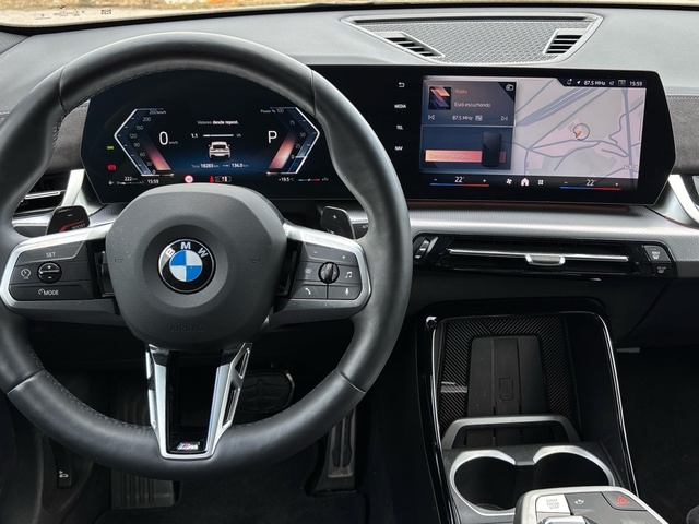 BMW X2 sDrive18d color Blanco. Año 2025. 110KW(150CV). Diésel. En concesionario Celtamotor Caldas Reis de Pontevedra