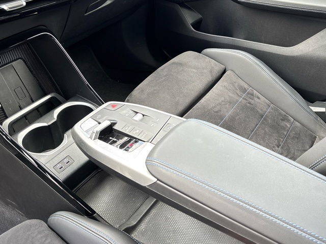 BMW X2 sDrive18d color Blanco. Año 2025. 110KW(150CV). Diésel. En concesionario Celtamotor Caldas Reis de Pontevedra
