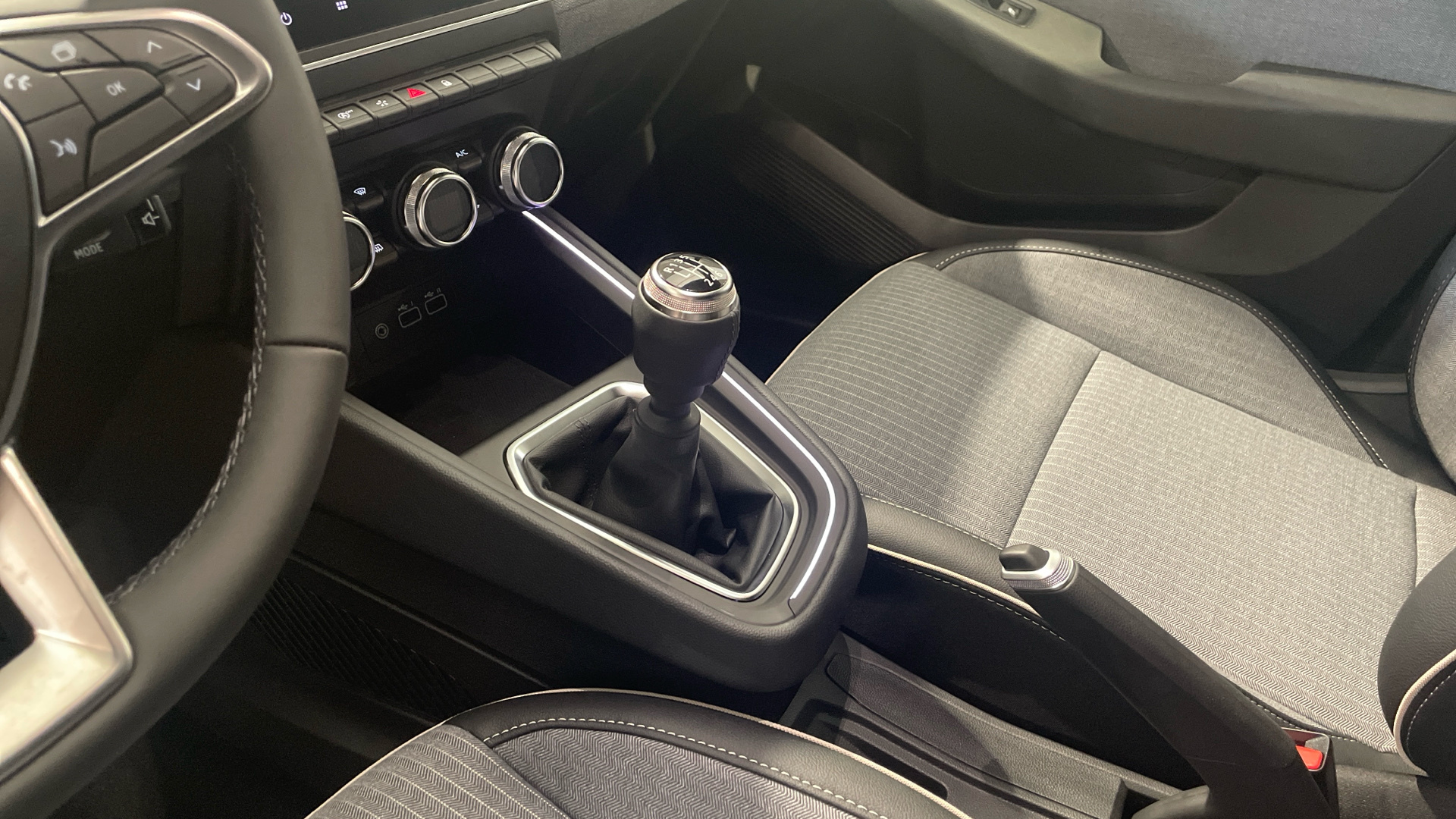 Renault Clio TCe 90 - 17