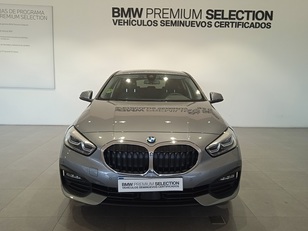 Fotos de BMW Serie 1 118d color Gris. Año 2024. 110KW(150CV). Diésel. En concesionario ALBAMOCION CIUDAD REAL  de Ciudad Real