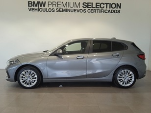 Fotos de BMW Serie 1 118d color Gris. Año 2024. 110KW(150CV). Diésel. En concesionario ALBAMOCION CIUDAD REAL  de Ciudad Real