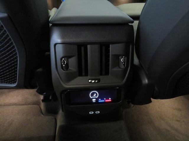 BMW X3 xDrive30e color Gris. Año 2025. 220KW(299CV). Híbrido Electro/Gasolina. En concesionario Lugauto S.A. de Lugo