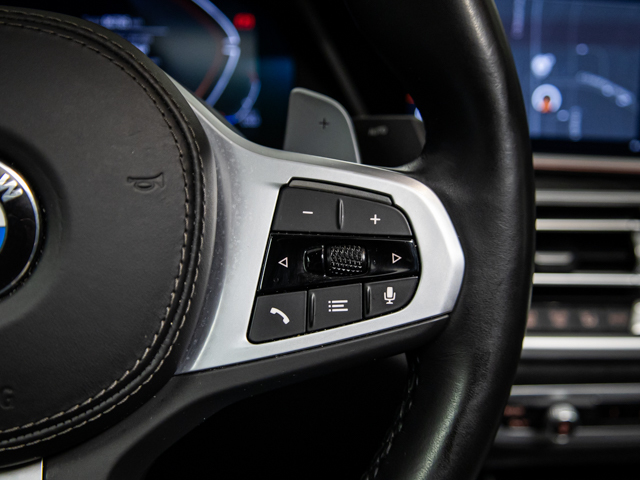 BMW X6 xDrive30d color Negro. Año 2022. 210KW(286CV). Diésel. En concesionario BMW Fuenteolid Valladolid de Valladolid