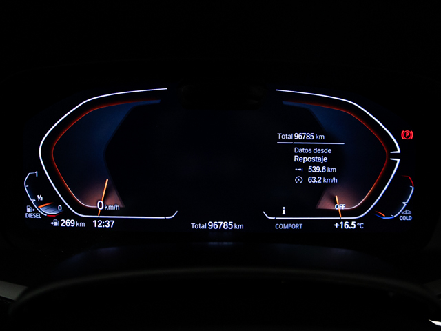 BMW X6 xDrive30d color Negro. Año 2022. 210KW(286CV). Diésel. En concesionario BMW Fuenteolid Valladolid de Valladolid