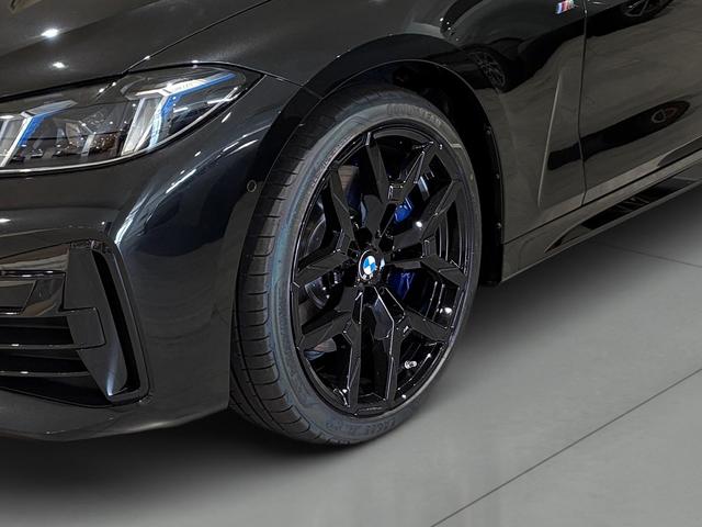 BMW Serie 4 M440d Cabrio color Negro. Año 2025. 250KW(340CV). Diésel. En concesionario Automotor Premium Viso - Málaga de Málaga