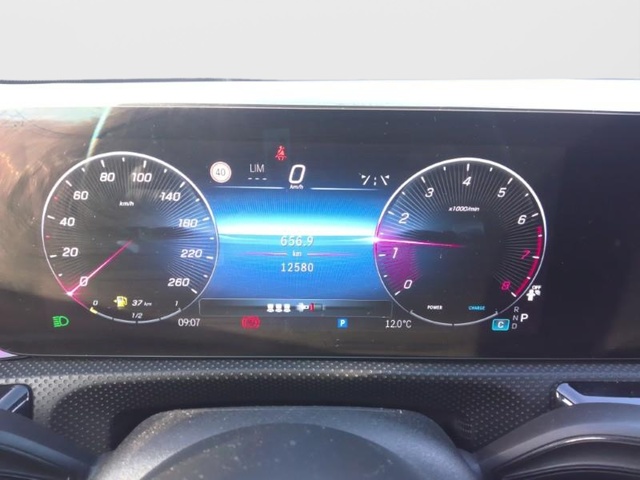 Foto 6 Mercedes-Benz CLA 200 120 kW (163 CV)