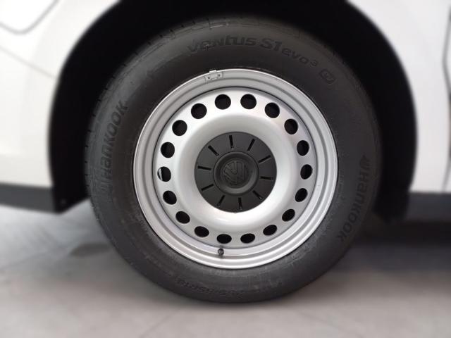 Volkswagen ID. BUZZ Cargo 210 kW (286 CV)