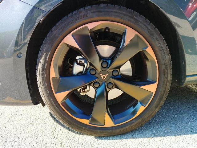 CUPRA Leon Sportstourer 1.5 eTSI DSG 110 kW (150 CV)