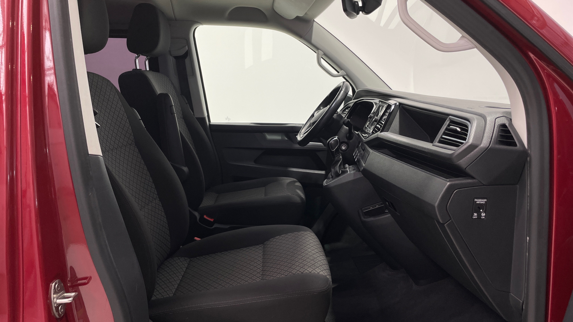 Volkswagen Multivan 2.0 TDI en Barcelona