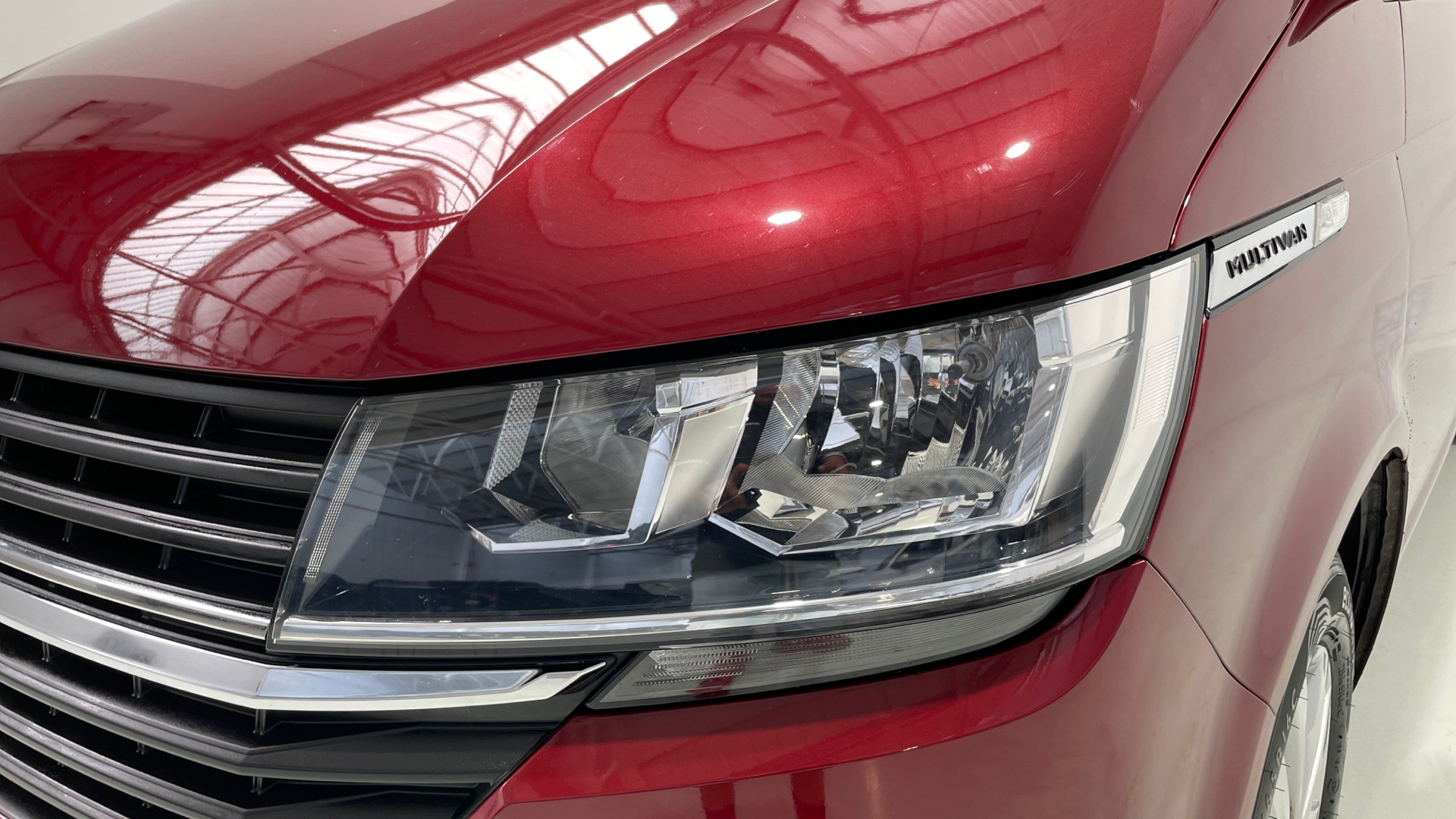 Volkswagen Multivan 2.0 TDI en Barcelona