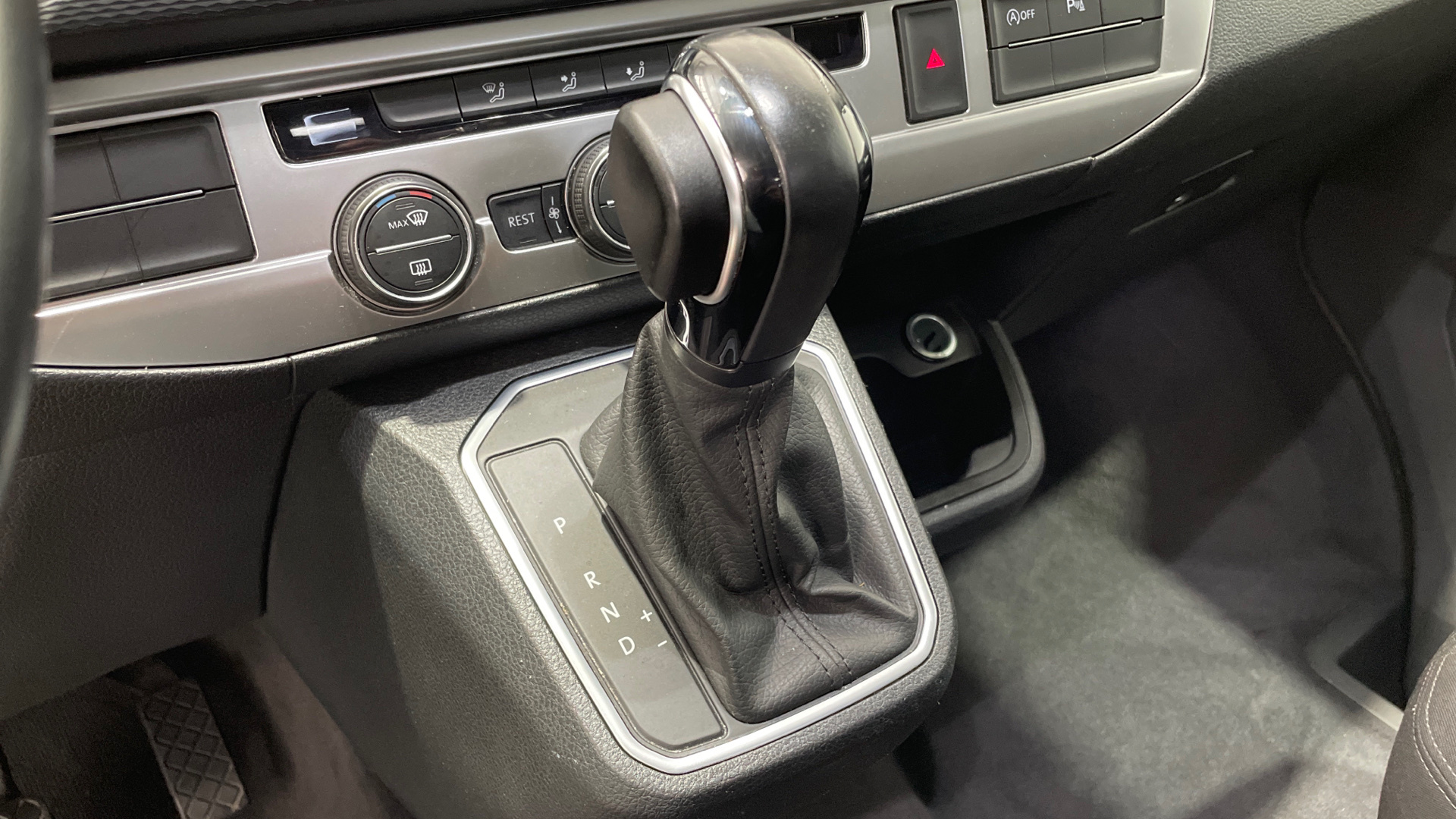 Volkswagen Multivan 2.0 TDI en Barcelona