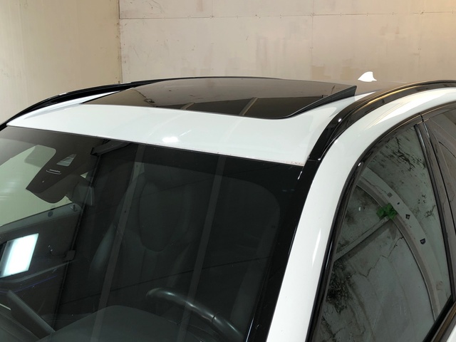 BMW X5 xDrive40i color Blanco. Año 2022. 250KW(340CV). Gasolina. En concesionario Movilnorte El Plantio de Madrid