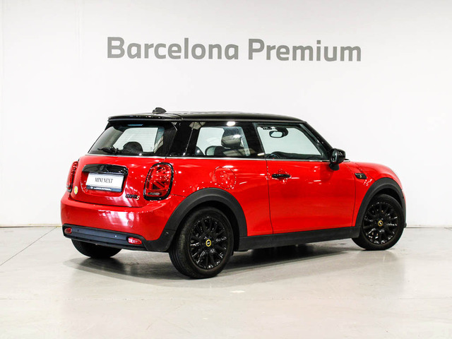fotoG 3 del MINI MINI 3 Puertas Cooper SE 135 kW (184 CV) 184cv Eléctrico del 2023 en Barcelona