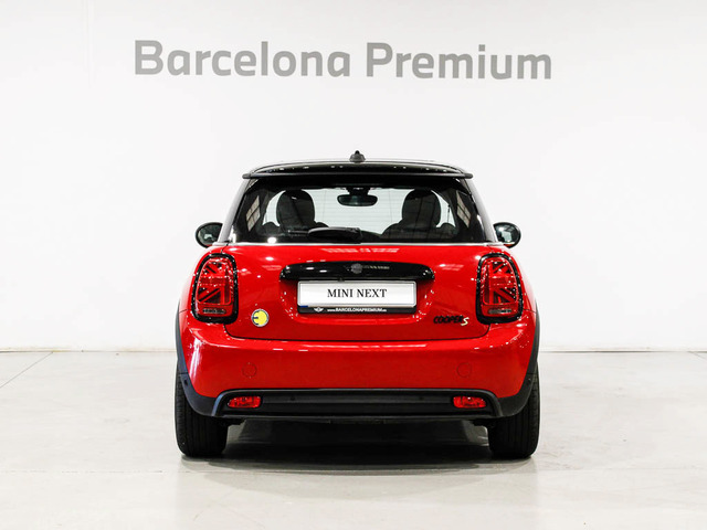 fotoG 4 del MINI MINI 3 Puertas Cooper SE 135 kW (184 CV) 184cv Eléctrico del 2023 en Barcelona