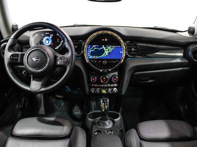 fotoG 6 del MINI MINI 3 Puertas Cooper SE 135 kW (184 CV) 184cv Eléctrico del 2023 en Barcelona