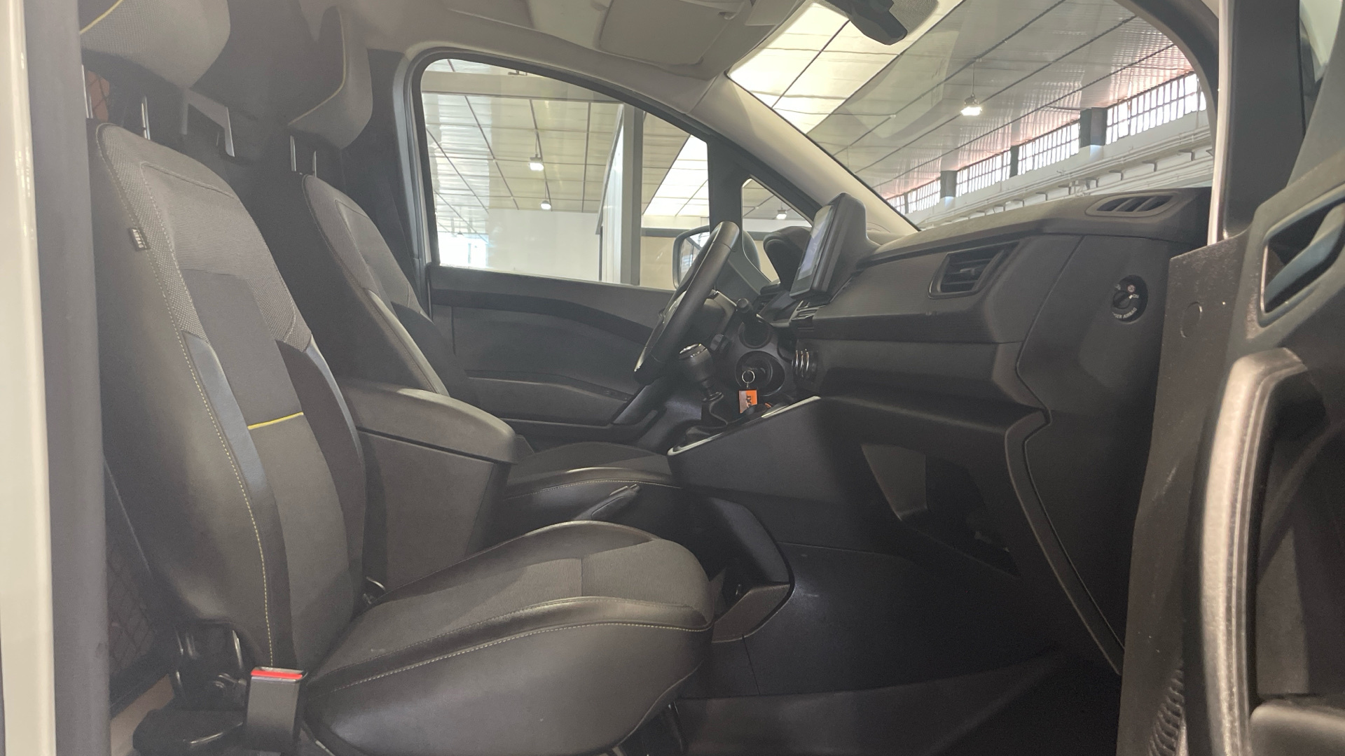 Renault Kangoo Furgon dCi 95 en Barcelona