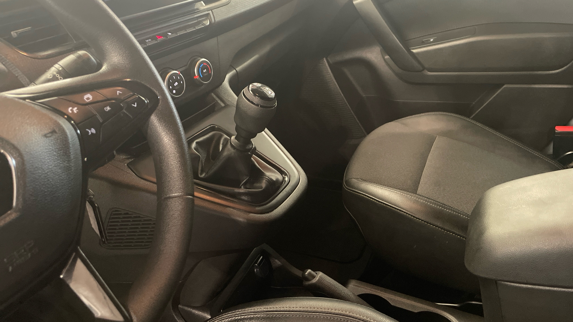 Renault Kangoo Furgon dCi 95 en Barcelona